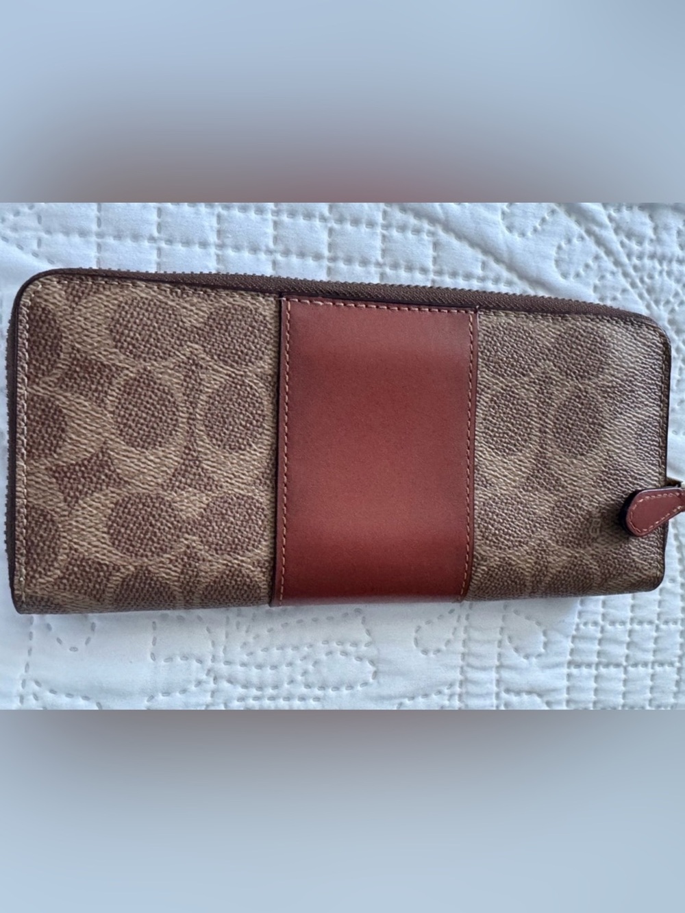 Coach Signature Canvas
Shoulder Bag and Zip Wallet in Brown/Saddle - Picture 5 of 10